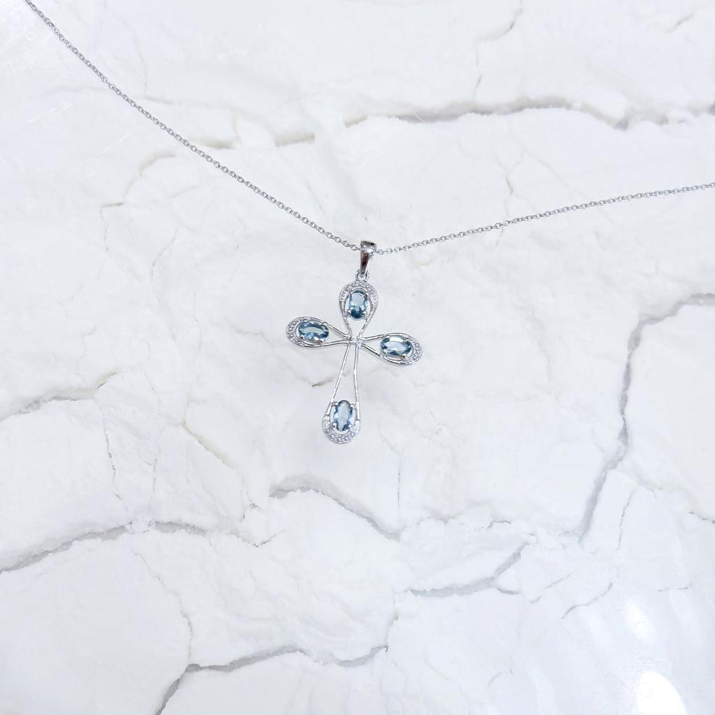 Серебряное колье с топазом Лондон Блю 0.629ct, вес изделия 3,75 гр (2167648)