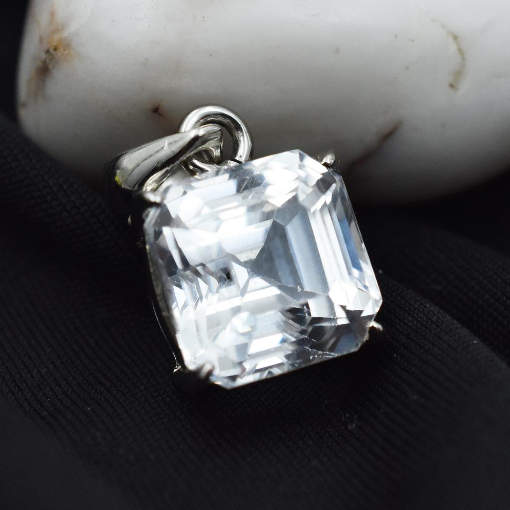 Квадратный Натуральный Сапфир 29.05 Карат Серебристо-Белый Подвеска Свободный Драгоценный Камень СЕРТИФИЦИРОВАН AR-3644-Sa