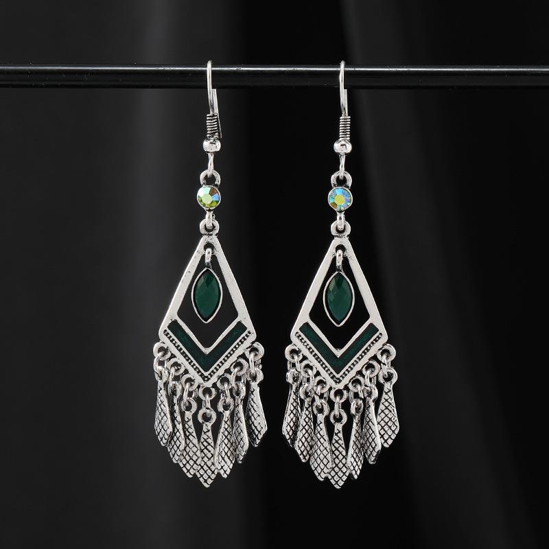 Niche Retro Temperament Rhombus Fringed Earrings Long Ethnic Style Simple High-end Earrings Women's Ear Jewelry