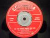 7-дюймовая пластинка VIC DAMONE - On The Street Where You Live / We A 440654 Columbia 1956 Канада Саундтреки & Мюзиклы Б/у