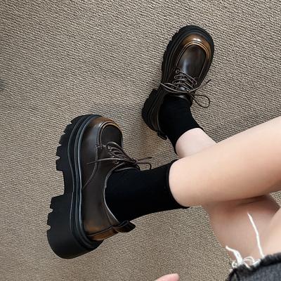 Маленькие кожаные туфли в британском стиле женские 2025 весна новая ретро японские на толстой подошве увеличивающие рост на шнуровке интернет-знаменитость лоферы женские одинарные с