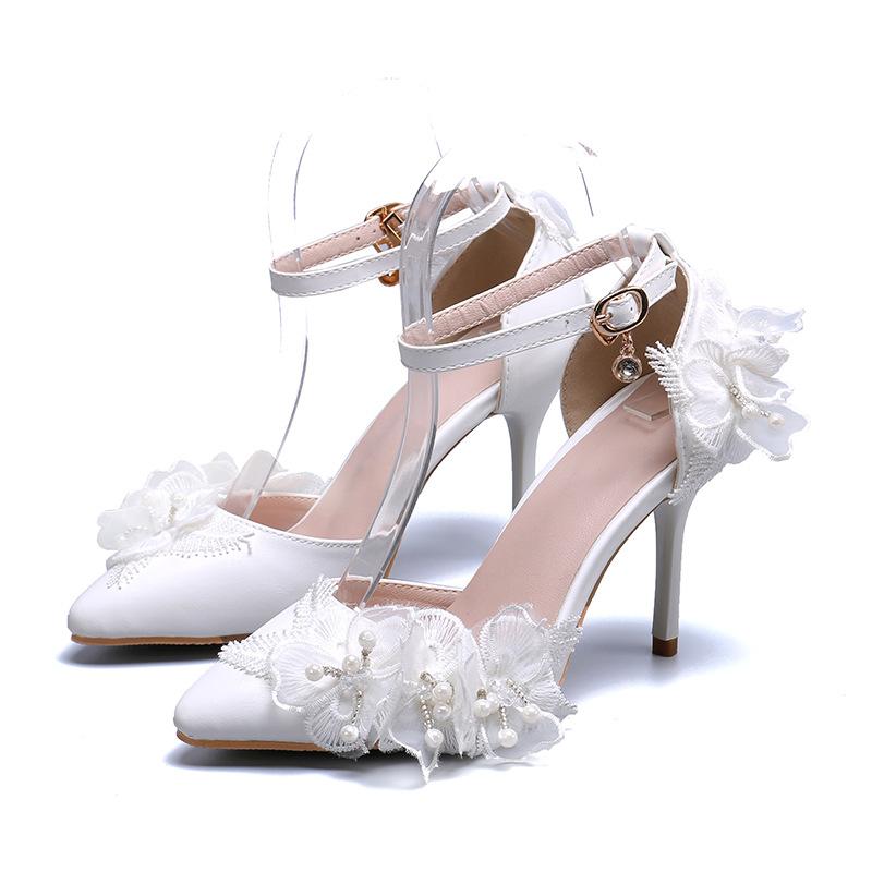 Модные новые туфли на высоком каблуке для женщин, классические босоножки с острым носком и жемчужным кружевом, тонкие каблуки, неглубокий носок, модные универсальные свадебные туфли