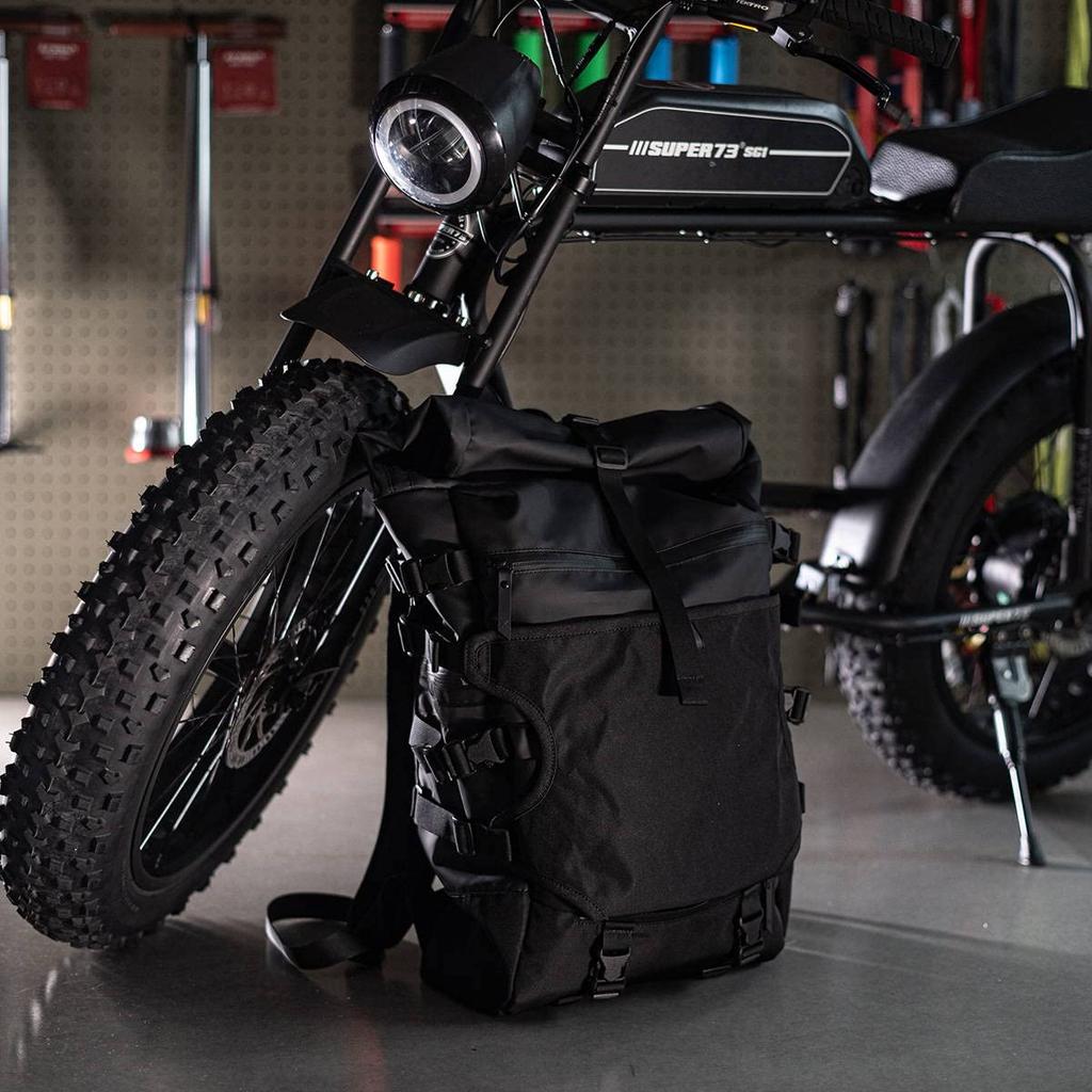 [Макиавеллистский] Рюкзак ROLL TOP DAYPACK ЧЕРНЫЙ (019)