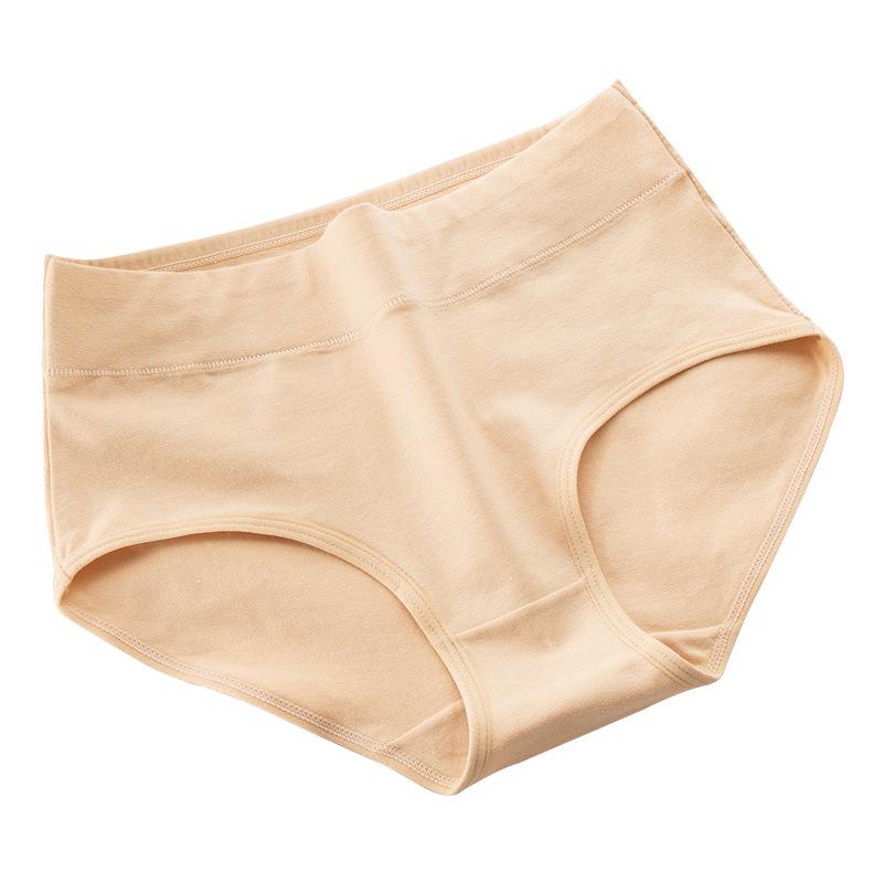 Women's Seamless Cotton Panties - Mid-Waist Solid Color Briefs for Autumn and Winter