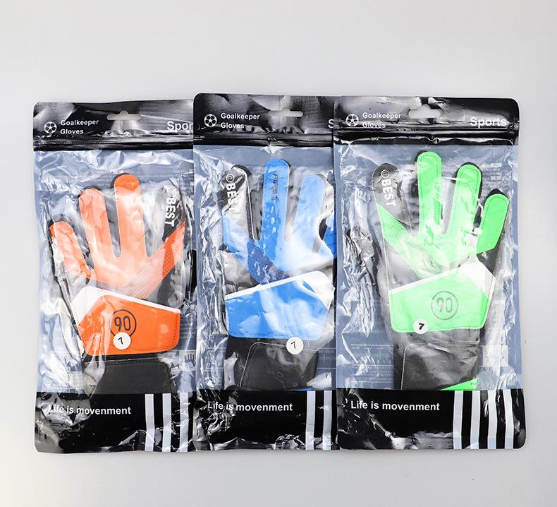 Brand Recruitment: Children's Latex Goalkeeper Gloves with Anti-Collision Hand Protection