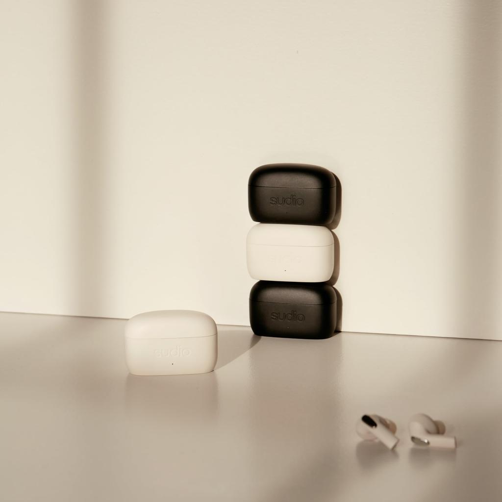 SUDIO E3 Wireless Canal Active Noise Bluetooth Compatible with Playback Up To Approximately 30 Simple Genuine (White) Earphones, Type, Cancellation,