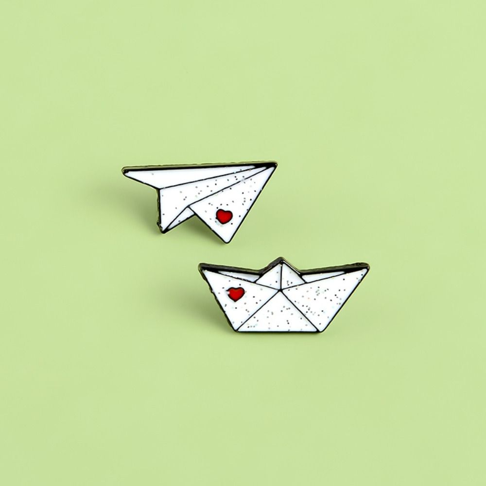 Love Heart Paper Plane Enamel Pins Dripping Oil Cute Childhood