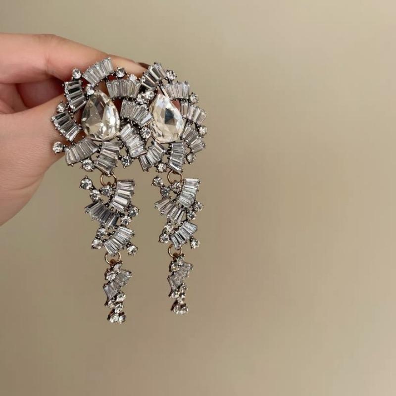 Серьги-подвески с серебряной иглой, бриллиантовым цветком, каплей воды и кисточкой, преувеличенные серьги, легкая роскошь, премиальные серьги для женщин