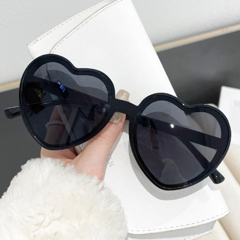 Love Heart Shaped Sunglasses Wedding Party Decoration Women Big Frame Fashion Retro Pink Cat Eye Vintage Sun Glasses