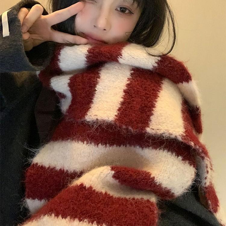 Korean atmosphere retro red knitted scarf female winter couple versatile thickened warm and cold-proof wool scarf