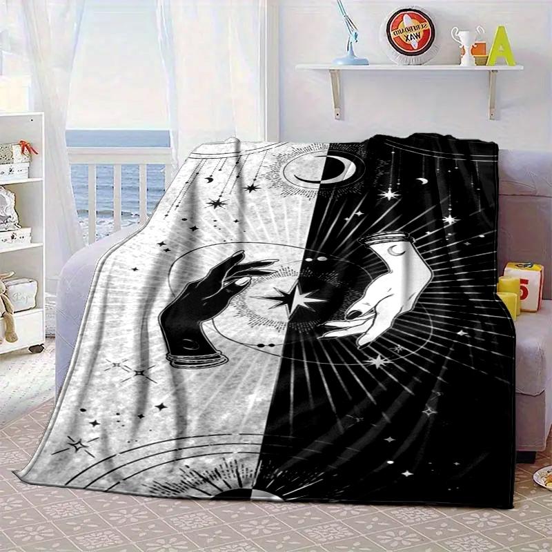 Golden Hamsa Symbol Blanket Flannel Blanket Throw Blanket Sofa Cover Blanket Soft Premium Blanket Picnic Blanket Tv Blanket Gifts
