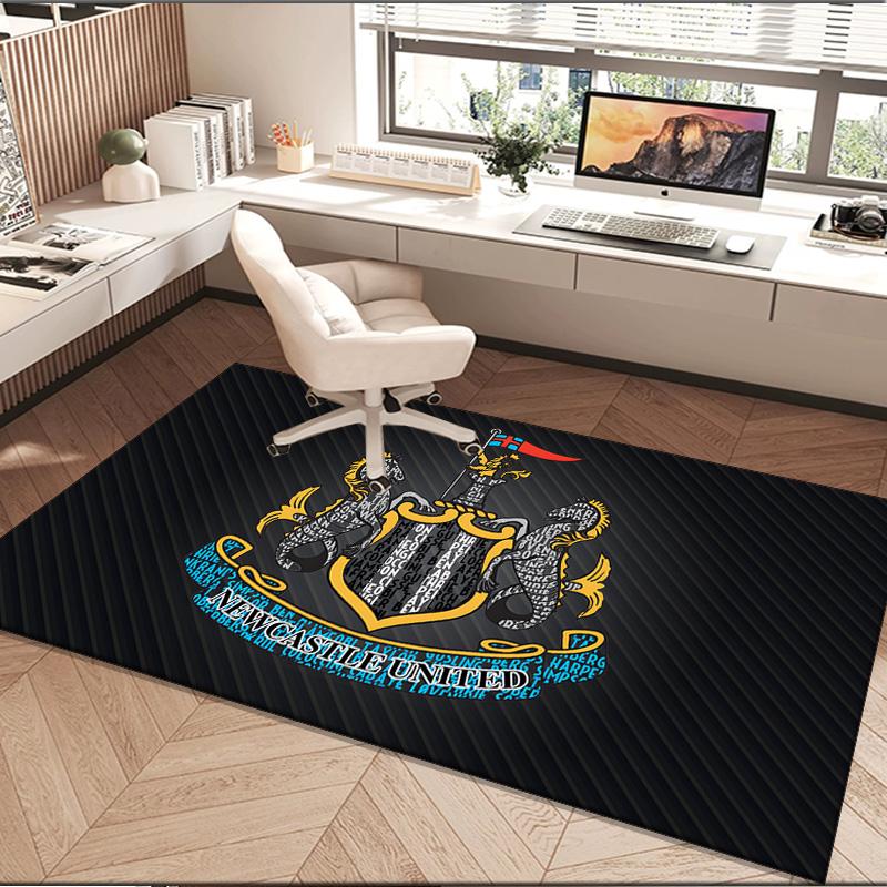 1PC rug Newcastle United Crest Carpet, Chair Rug,Area Rug for Office Bedroom living rooms bedroom, Doormat decor Christmas fan gifts