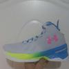 Under Armour Детские кроссовки Curry 2 Retro GS Splash Party Серый Halo-Gray Electric-Blue 3026305-100