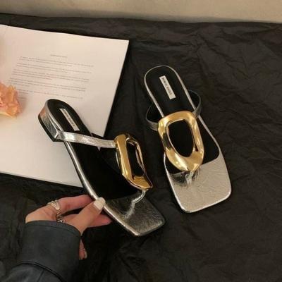 Модные женские модные одинарные плоские тапочки осень новые квадратные сандалии с неглубокой горловиной и металлической квадратной пряжкой на низком каблуке