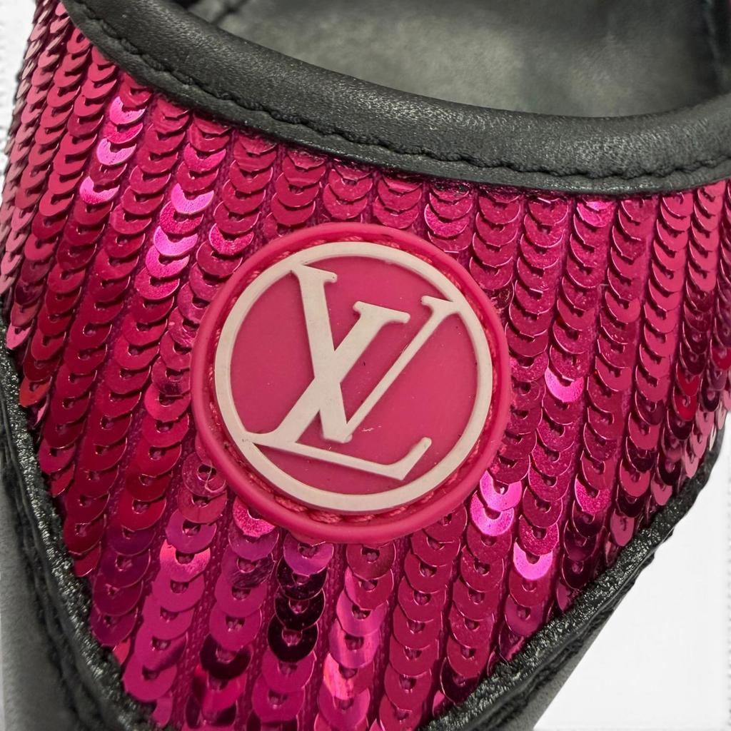Отличные туфли-лодочки LOUIS VUITTON НА КАБЛУКЕ Блестки Логотип-круг LV Кожаные черные Женские 34 Б/у