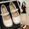 Туфли Мэри Джейн на низком каблуке с плоской подошвой и открытым верхом женские 2025 лето новые французские красивые жемчужные с юбкой маленькие кожаные туфли