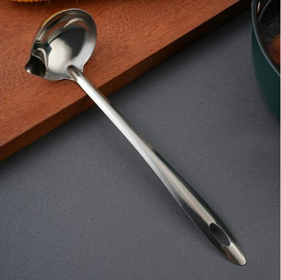 Маслоотделитель из нержавеющей стали и ложка для супа 