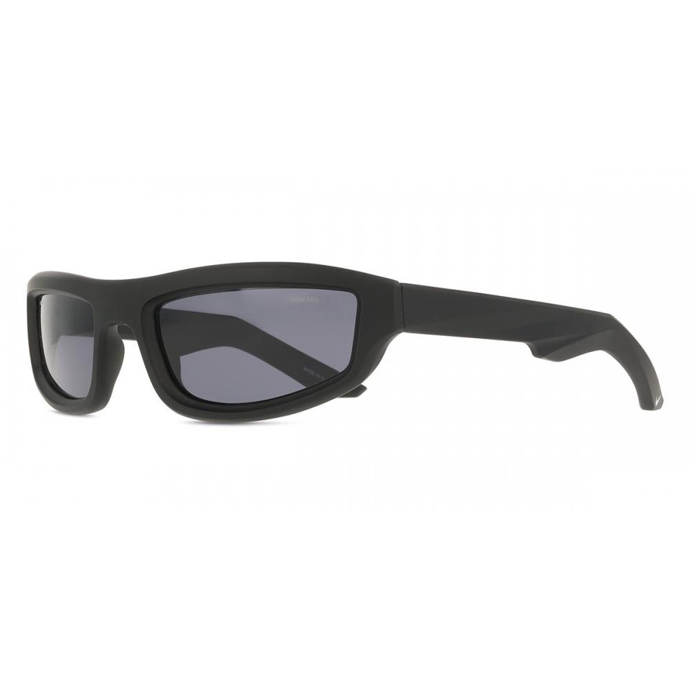Nike Мужские Солнцезащитные Очки 010 Ev24050