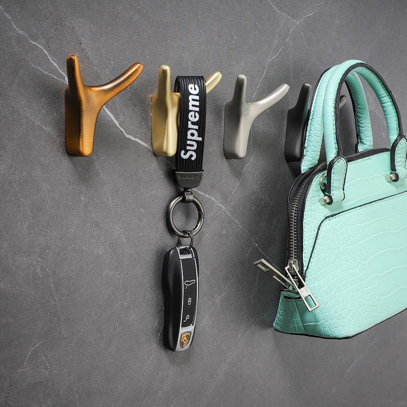 European Antler Wall-Mounted Zinc Alloy Coat & Hat Hook