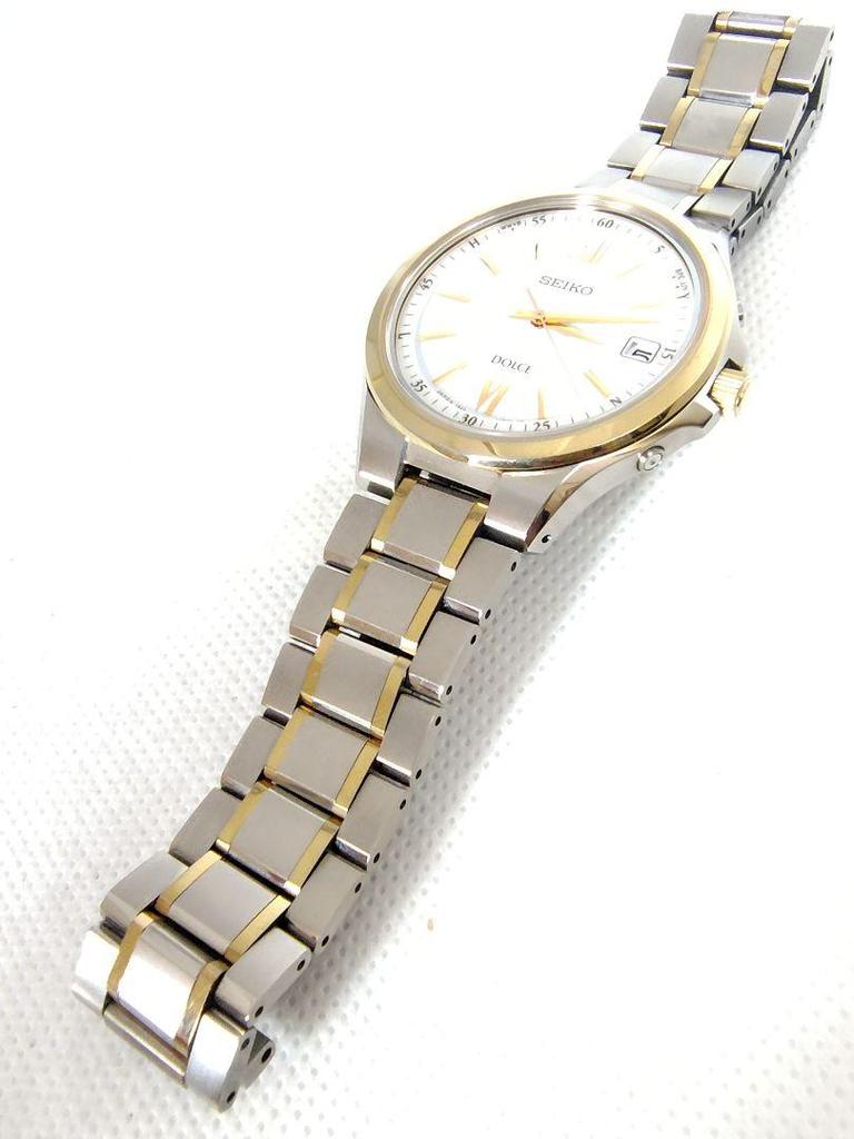 [USED] Radio-controlled solar watch, extremely rare, Seiko Dolce two-tone titanium