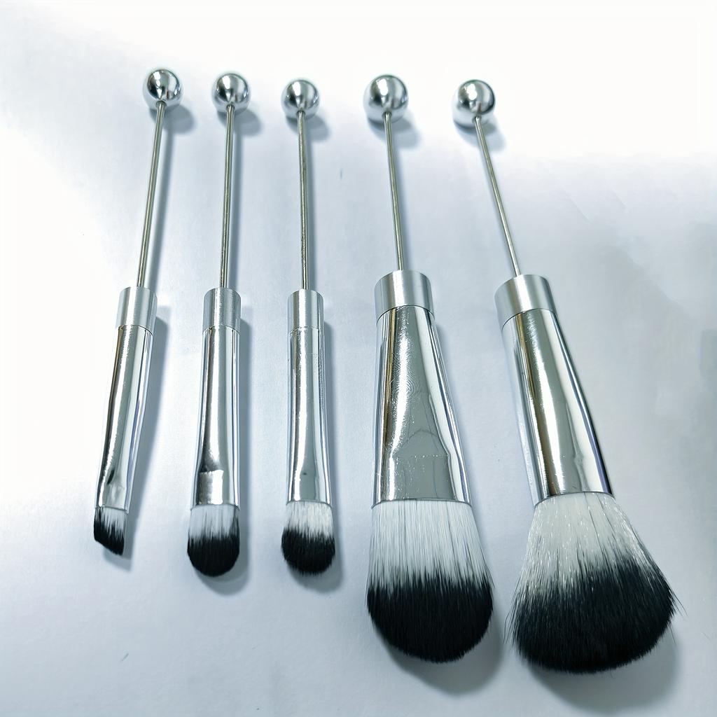 5pcs Beadable Makeup Brushes Unique Brushes Silicone Beads DIY Makeup Cosmetic Brushes Beaded Brushes Kit For DIY