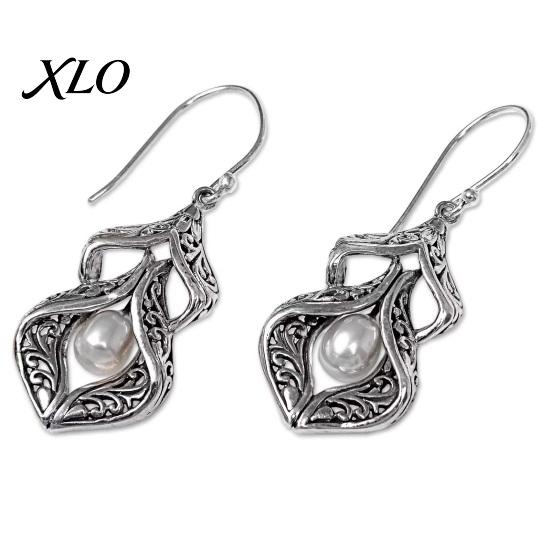 Sophisticated Retro Metal Ear Hooks 1 Pair Women Drop Earrings, Vintage Carved Faux Pearl Fashion Jewelry Accessories for Dangle Earrings Anniversary
