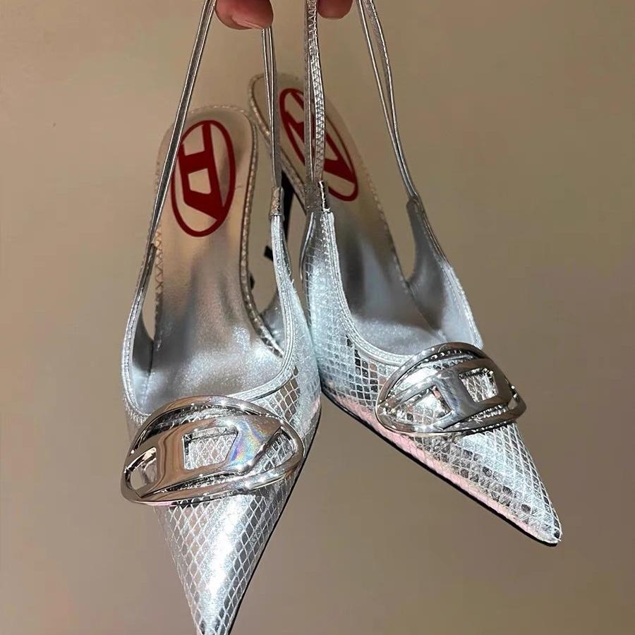 Остроносые тонкие каблуки, туфли на высоком каблуке с металлической пряжкой, новые модели весна-лето 2025, сановники, сексуальные с открытой пяткой черные туфли-лодочки женские