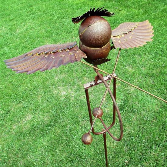Яркая кинетическая ветровая вертушка, садовая скульптура, металлическое крыло орла, хлопающая скульптура, уличный декор