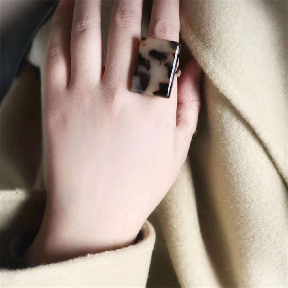Tortoiseshell Rectangle Elegant Acrylic Finger Rings Resin Rings Leopard Pattern Fashion Jewelry