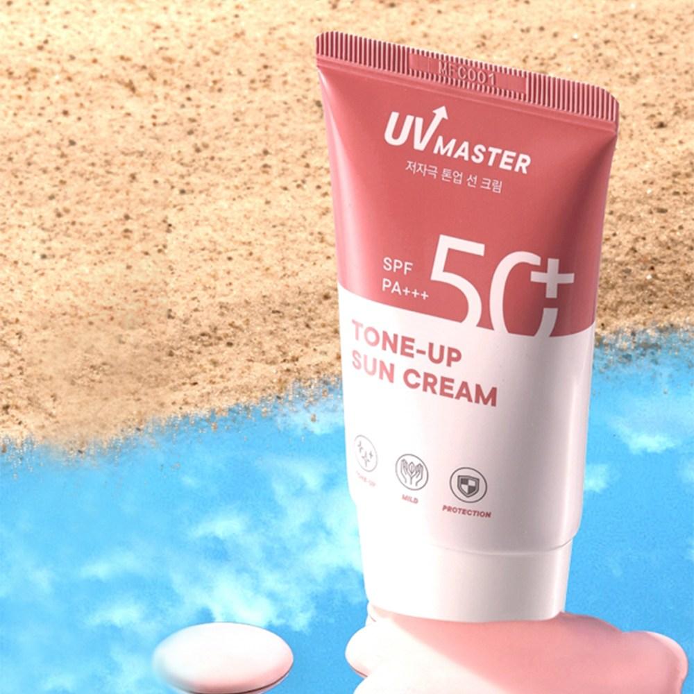 Tony Moly Солнцезащитный крем UV Master Tone-Up SPF50+ PA+++, 50 мл, 3 шт.
