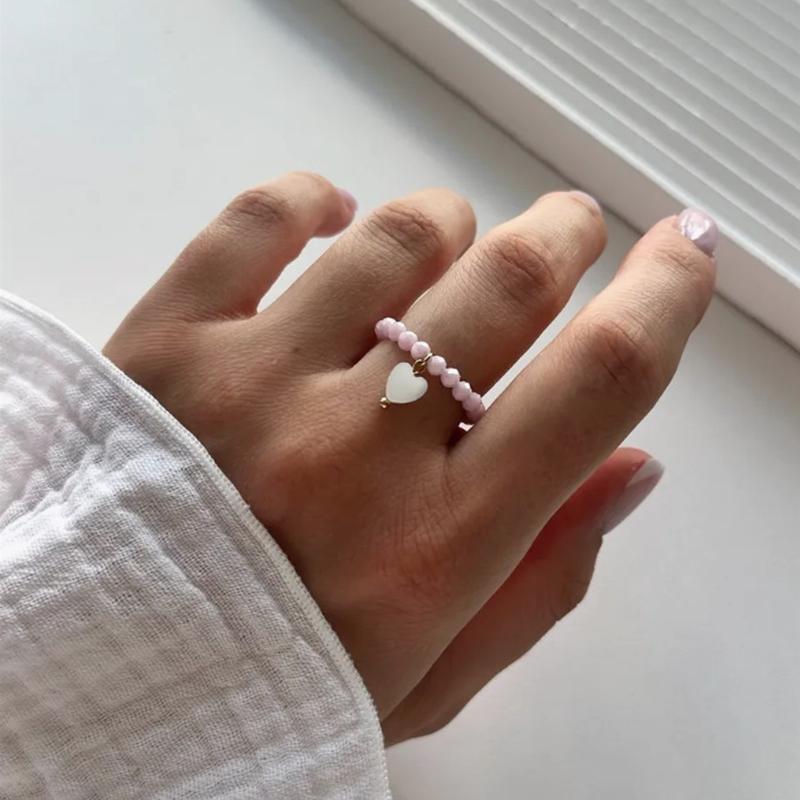 Vintage String of Beads Elastic Cord Heart Shape Shell Pendant Rings for Women Elegant Round Bead Rings Jewelry Gift