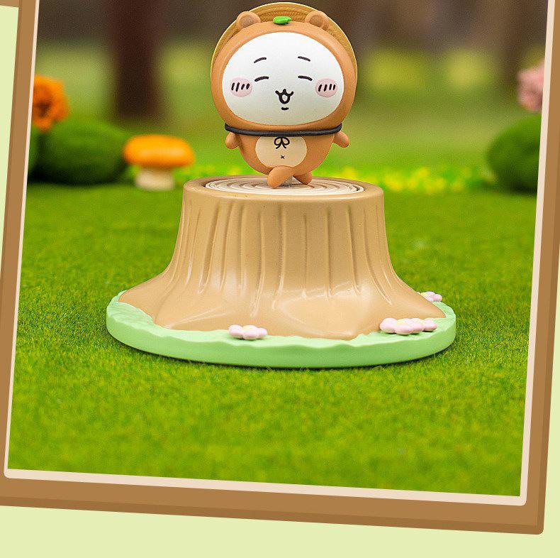 Оригинальная кукла-украшение Jiji Kawaii - Forest Fashion Show из серии почтовых марок, упакованная в закрытую коробку.