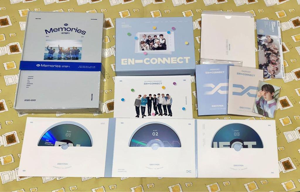 [USED] Enhypen CD Album DVD Bundle with Trading Cards