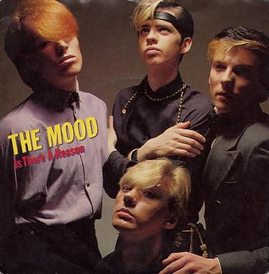 7-дюймовая пластинка MOOD - Is There A Reason RCA129 RCA 1981 UK Танцевальная и электронная Музыка Б/у