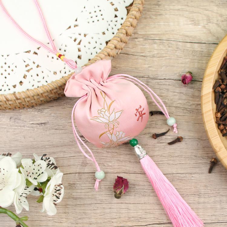 Embroidered Lavender Sachet: Dragon Boat Festival Car Pendant, Mosquito Repellent for Babies and Kids