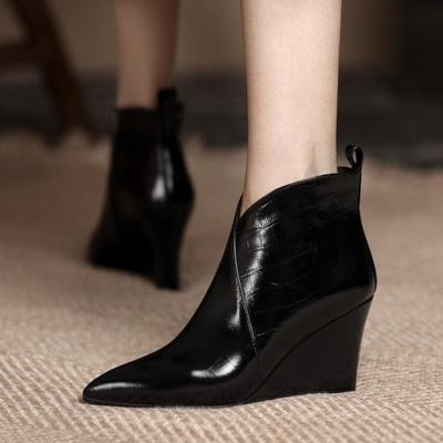 Женские одинарные ботинки на покатом каблуке 2025 года, осень, новые, с заостренной боковой молнией, противоскользящие, износостойкие, удобные, короткие ботинки