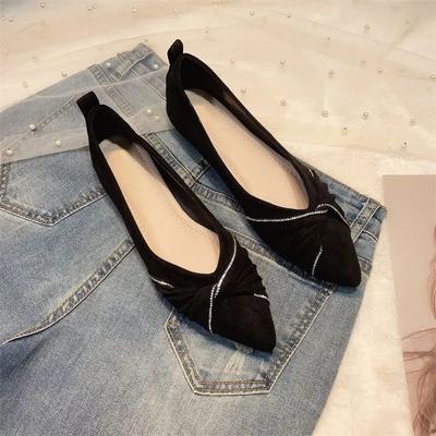 Модная женская обувь на низком каблуке, элегантные черные красные женские балетки с острым носком, формальные, дешевые, по распродажной цене, лето 2025, оптом 39