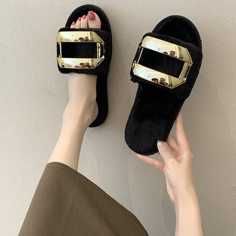 Мода 2024 Зима Новые женские домашние однотонные металлические украшения пушистые меховые хлопковые тапочки