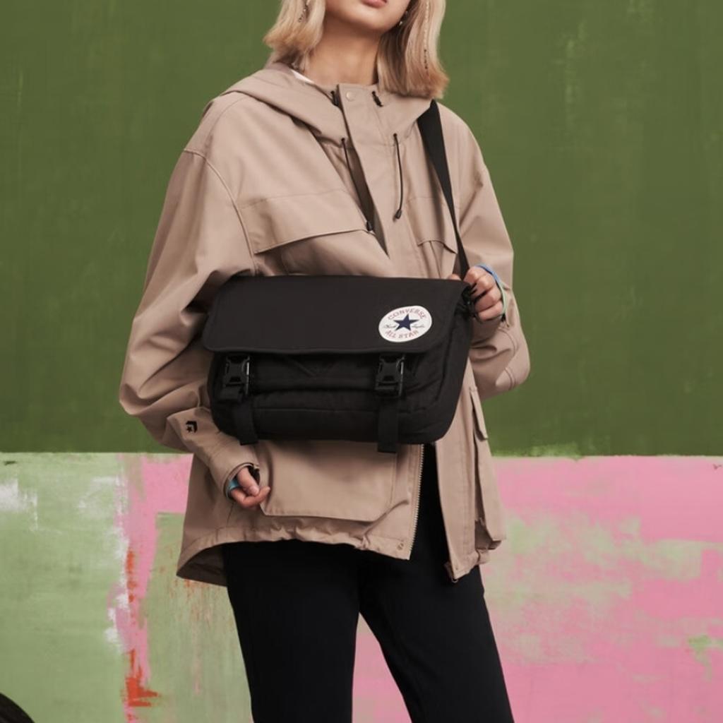Converse Полиэстерная Сумка-почтальон, Сумка через плечо, Crossbody Сумка Обычная Унисекс Черный 10026011-A01