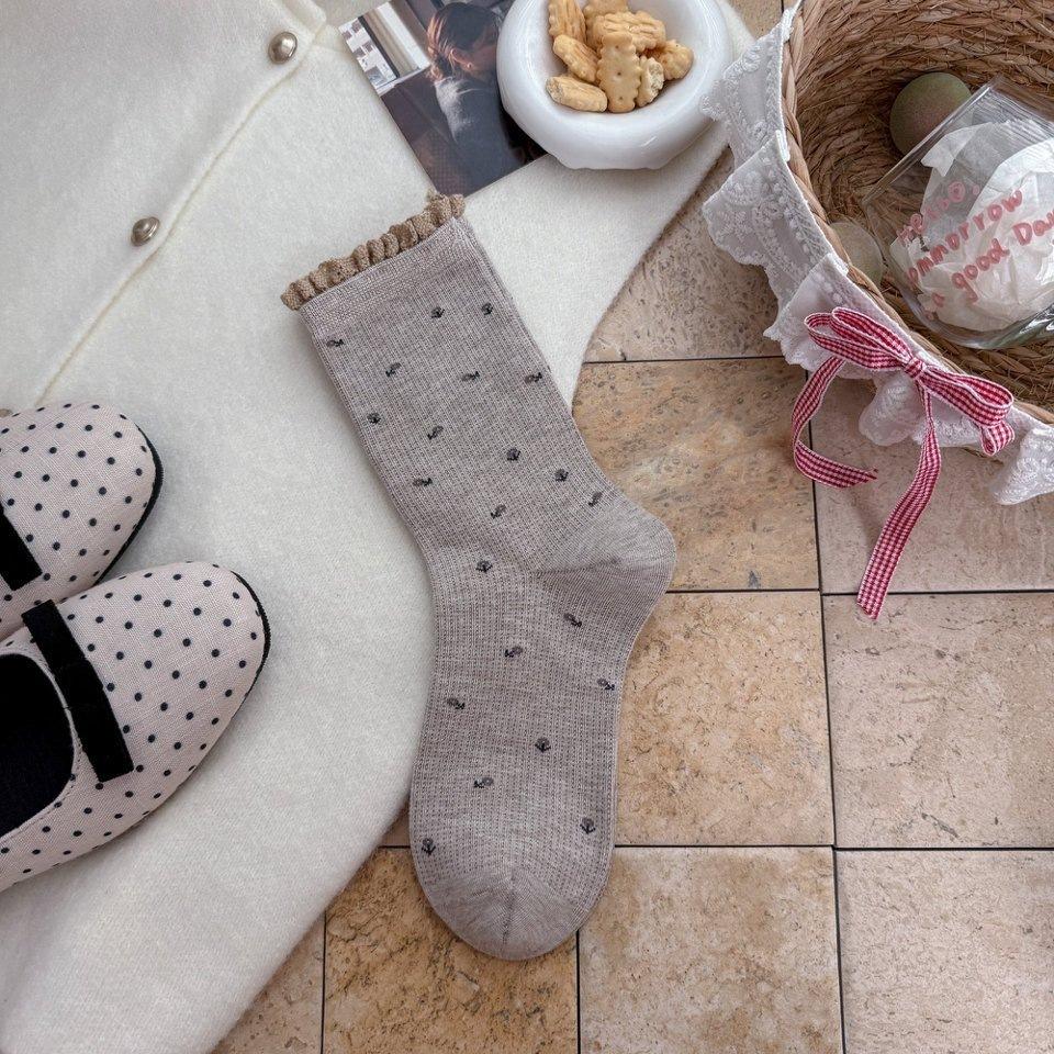 Women Spring Autumn Winter Cotton Socks,Floral Lace Calf Socks,Breathable Vertical Strip Thin Medium Tube Boneless Versatile Casual Socks