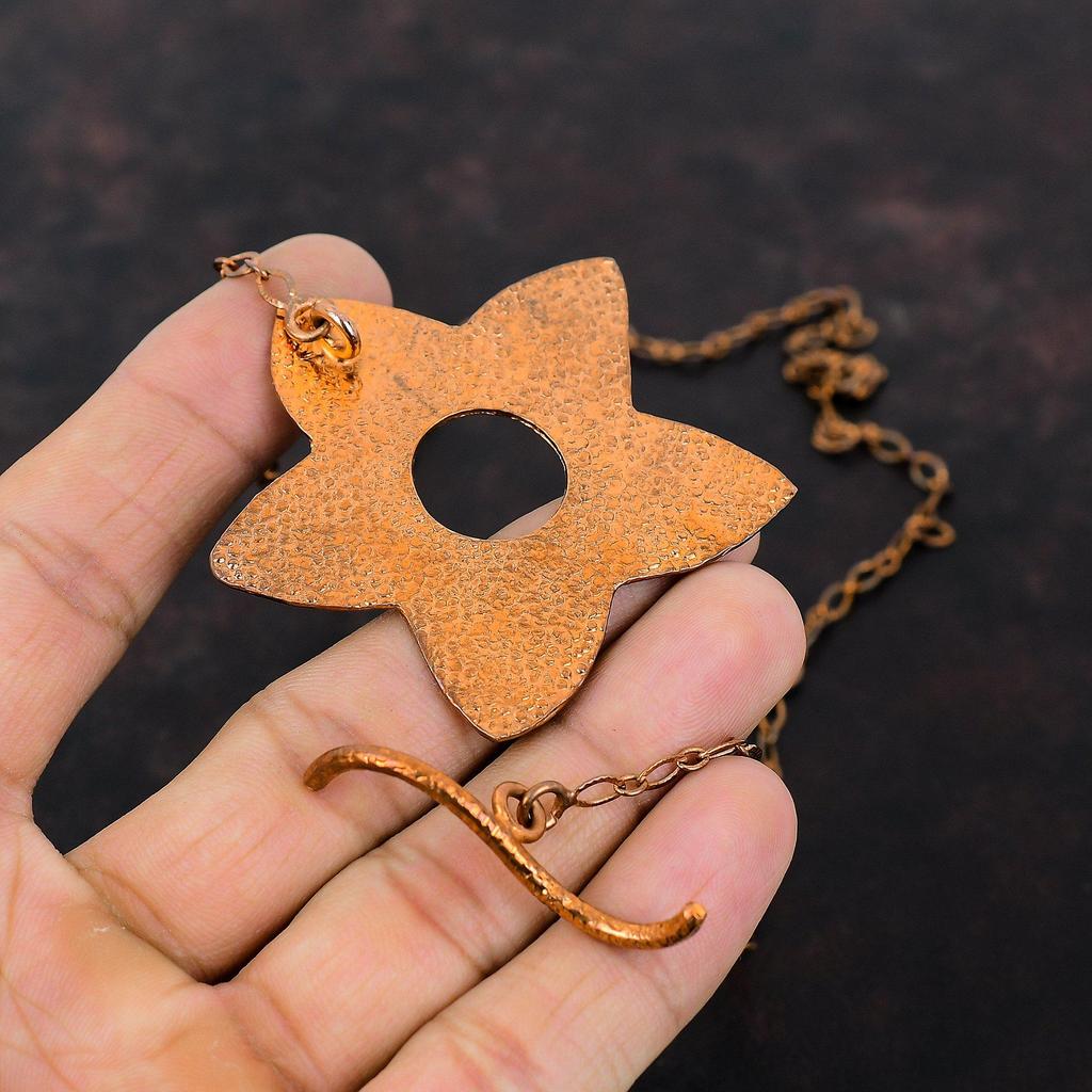 Медный кулон в виде цветка Уникальное ожерелье с цветком Кулон ручной работы Медные украшения Цепочка с кулоном Красивый дизайн цветка Кулон Подарки на годовщину