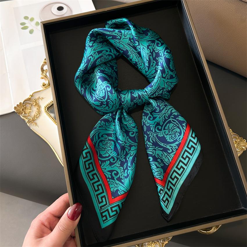 Summer 70Cm Print Square Scarf Checkered Thin Versatile Neckerchief Hair Tie Headscarf Women Wraps Hijabs Luxury Bufandas Poncho