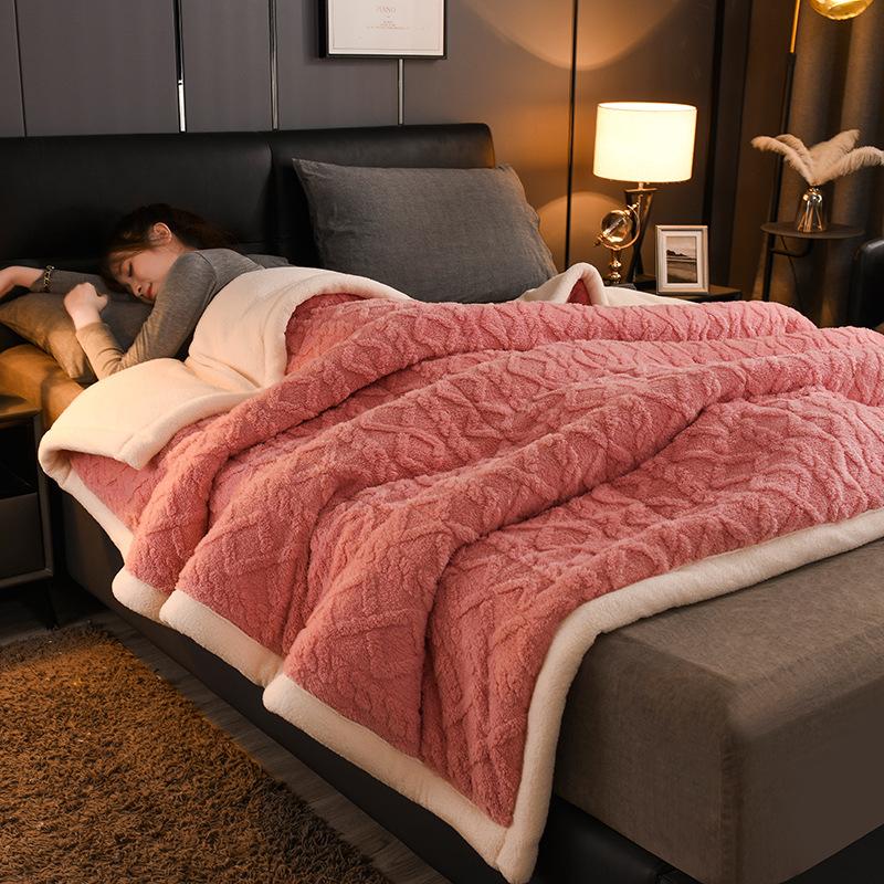 2026 Cozy Winter Plush Fleece Blanket Ultra Soft Warm for Bed Couch Lounge Essential