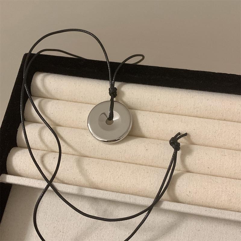 Простое черное кожаное длинное ожерелье из веревки для женщин и девочек, подвеска в виде бутылки с водой, цепочка для свитера, ювелирные изделия, аксессуары, подарки