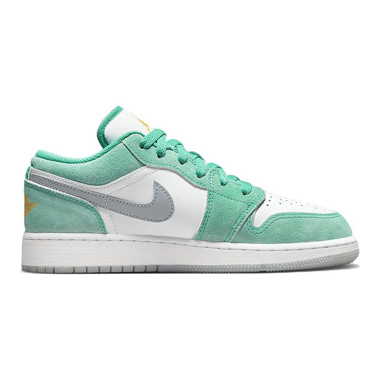 Детские кроссовки Air Jordan 1 Low SE GS New Emerald Белые светло-стальные-серые такси DO8244-301