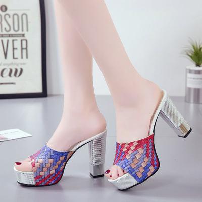 Новые женские летние тапочки, модные сексуальные туфли на высоком квадратном каблуке с открытым носком, женские босоножки на платформе 2019