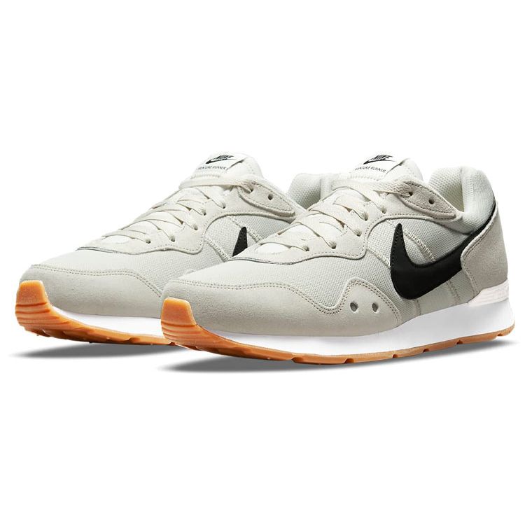 Nike Venture Runner Wide Light Bone Черные мужские кроссовки Серый парус DM8453-011