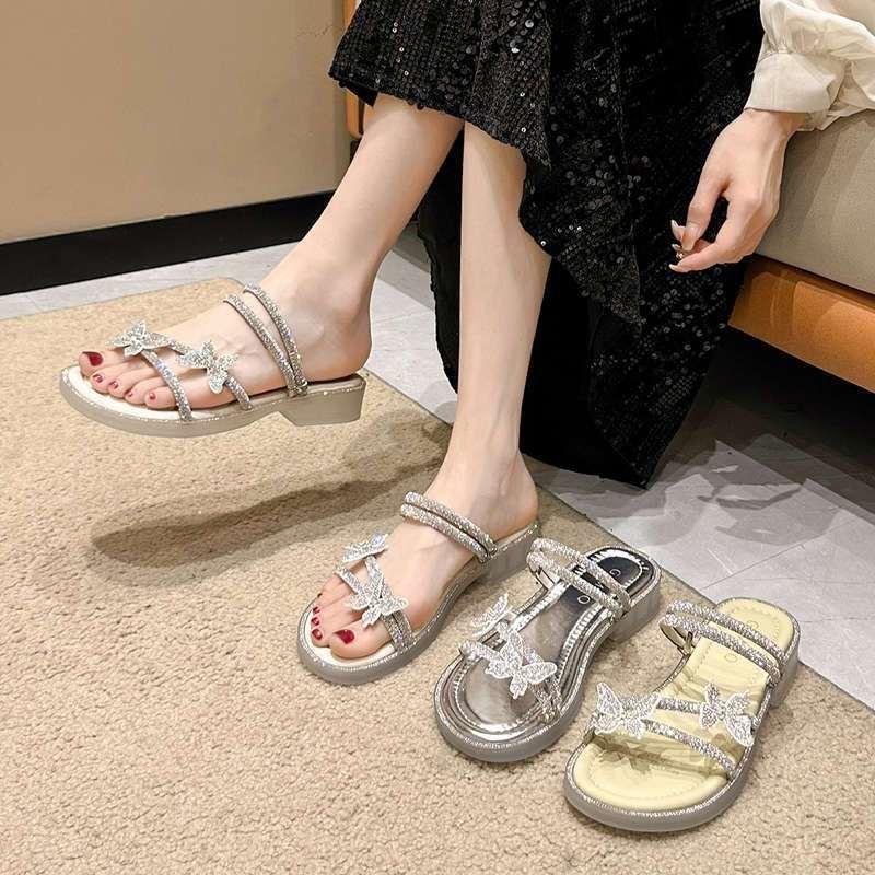 Лето 2024 года, новые красивые высококачественные пляжные сандалии на плоской подошве, темпераментные женские туфли, французские маленькие ароматные тапочки