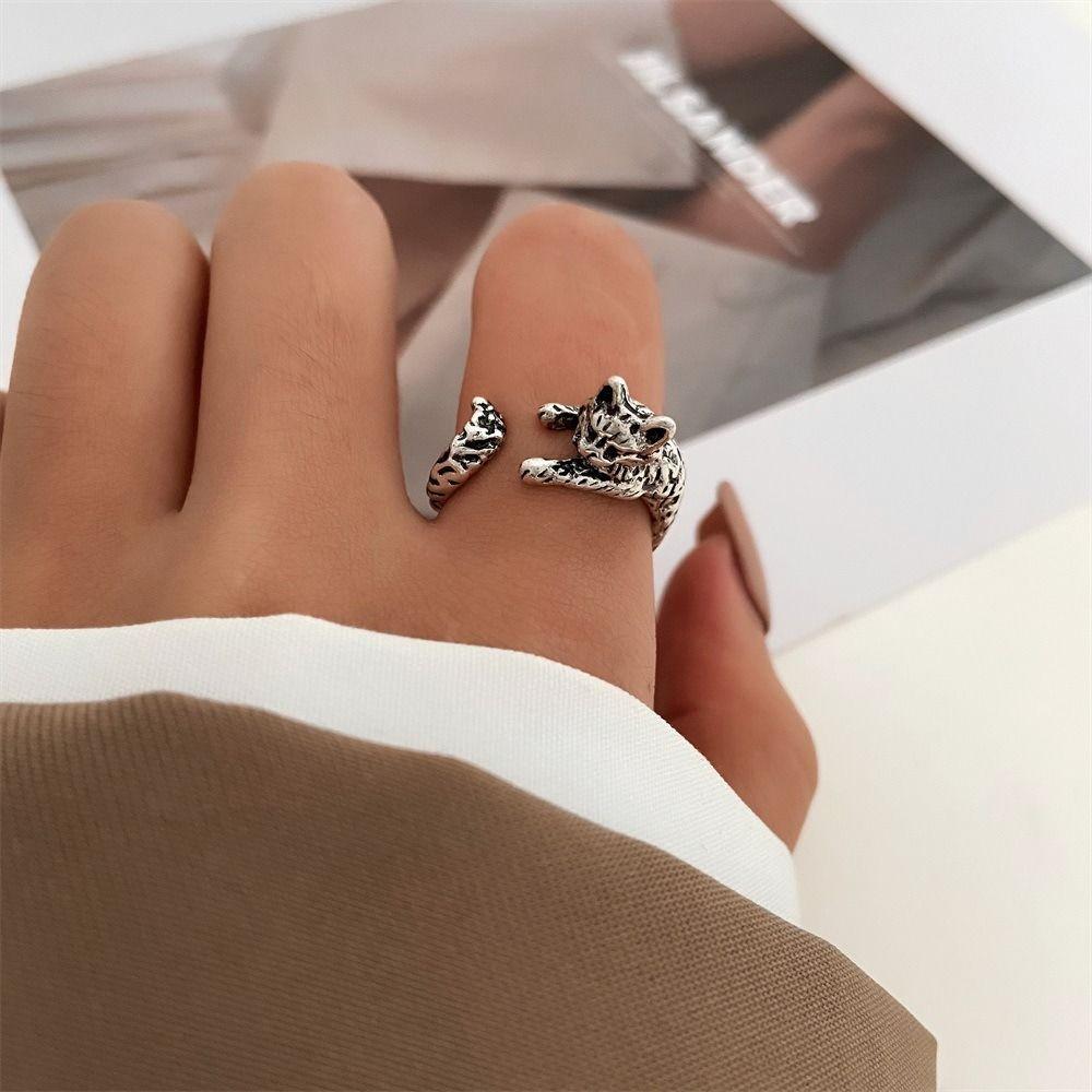 Dark Zinc Zinc Alloy Animal Delicate Rings Vintage Cat Shape Ring Creative Kitty Cat Opening Rings Men Women