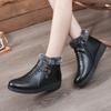Mom Short Boots Warm and Fleece Flat-bottomed Non-slip Leather Shoes Women's Winter Middle-aged and Elderly Boots Fluffy Elderly Cotton Shoes Flat He